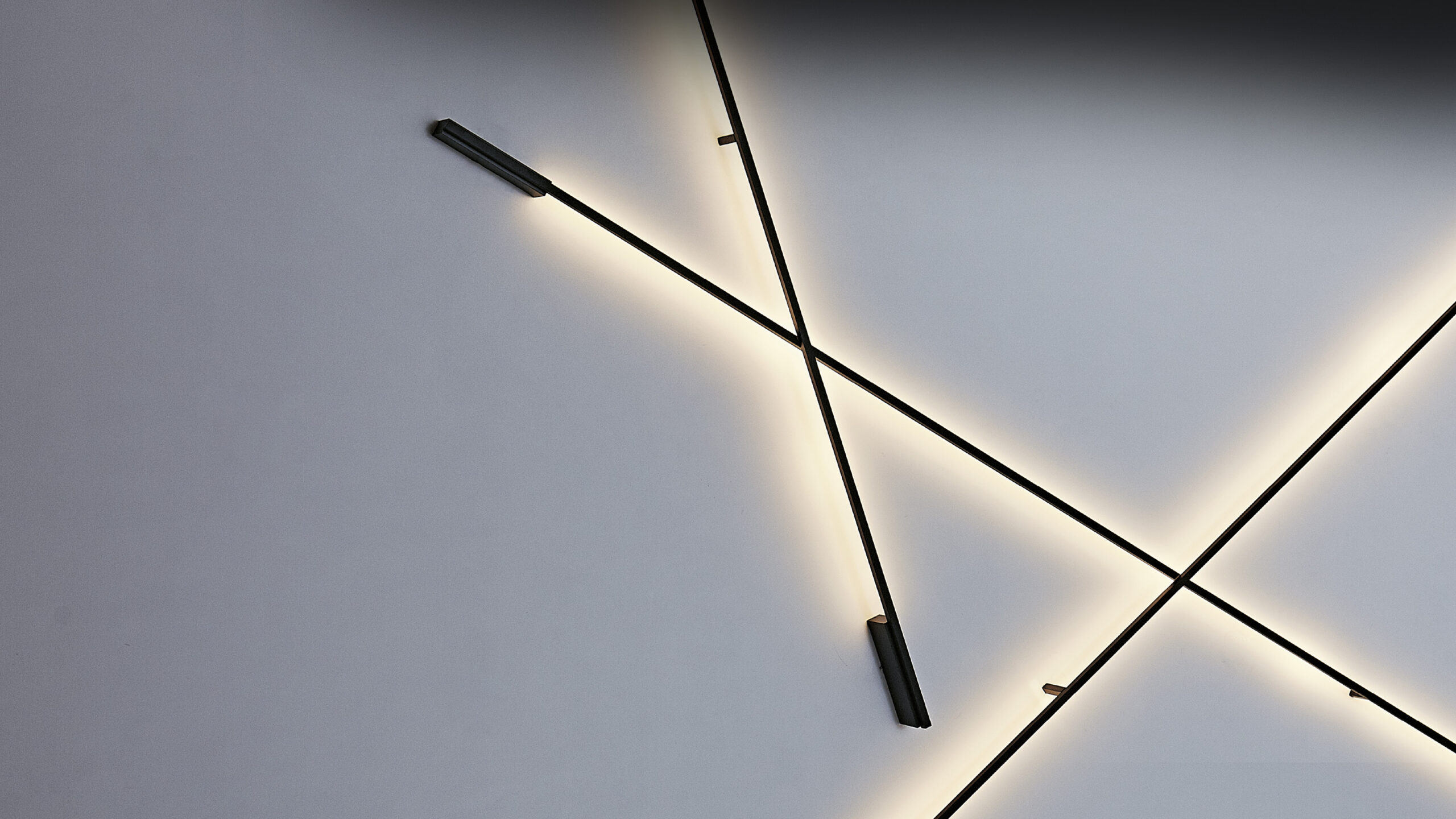 Buy indoor & Outdoor Lights online from Lighting Manufacturer in India